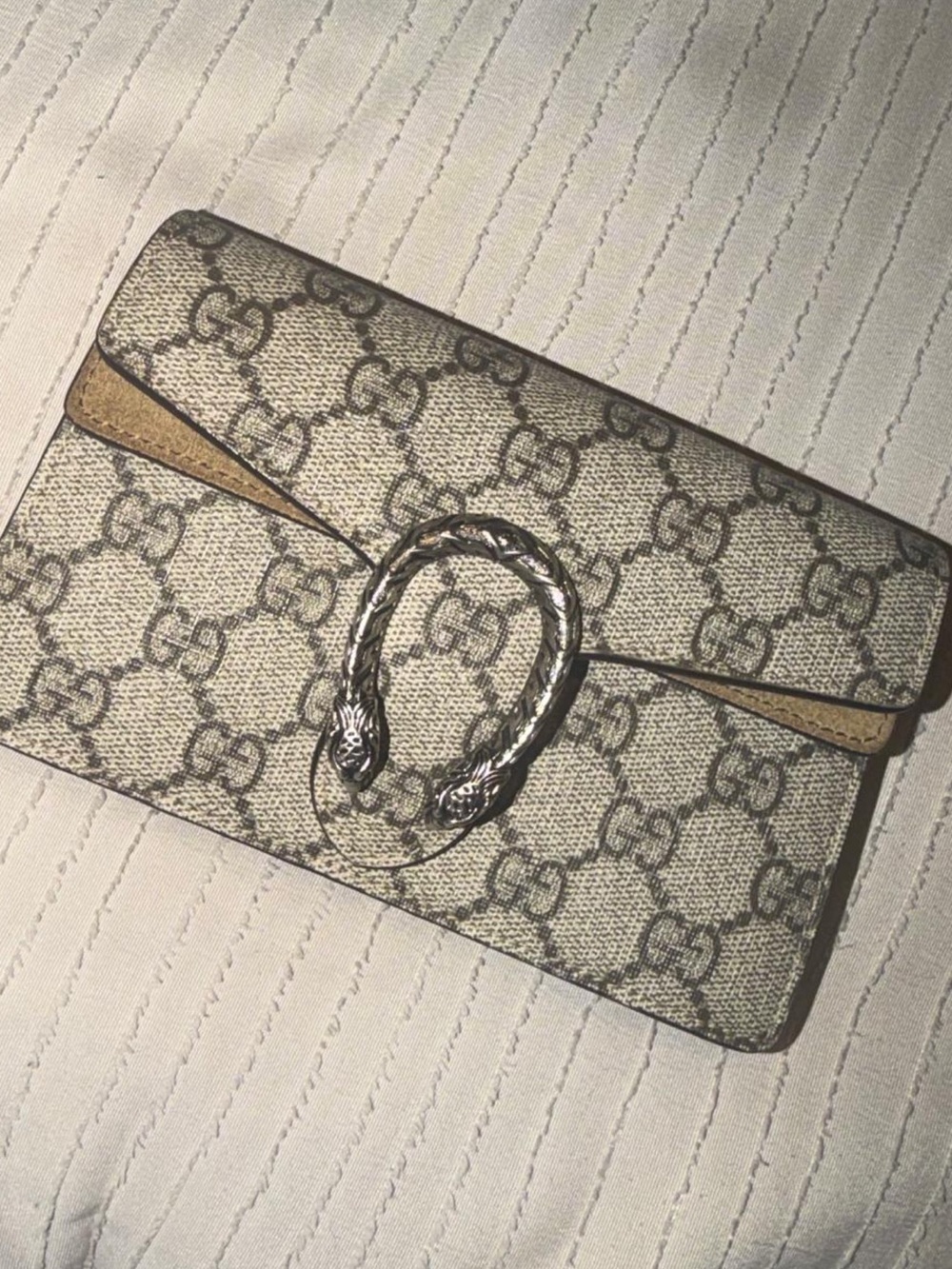 Gucci Beige GG Supreme Dionysus small cross body Clutch